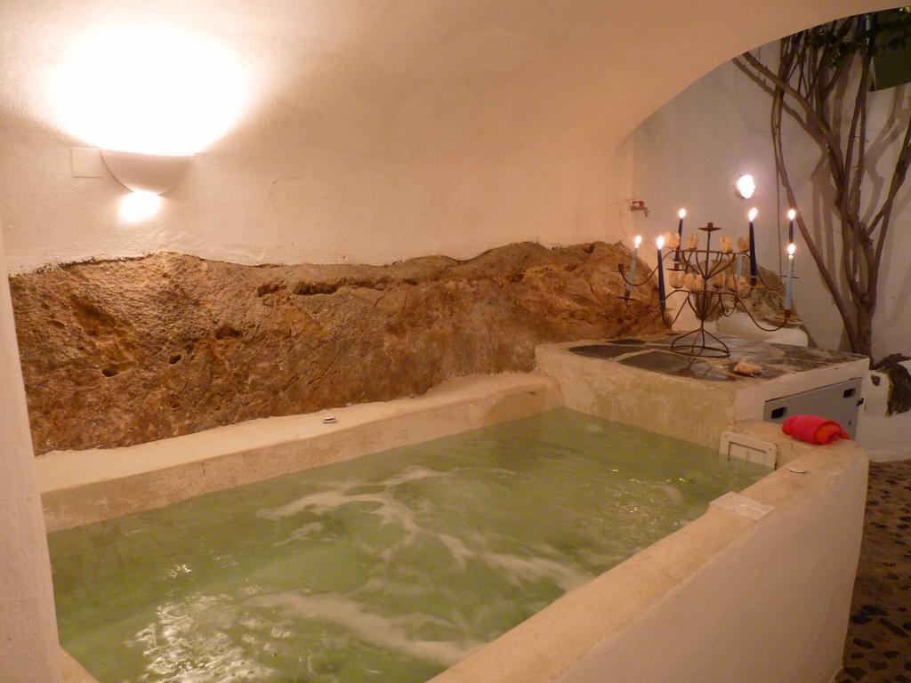 Barbarossa Suites Emporio  Екстериор снимка